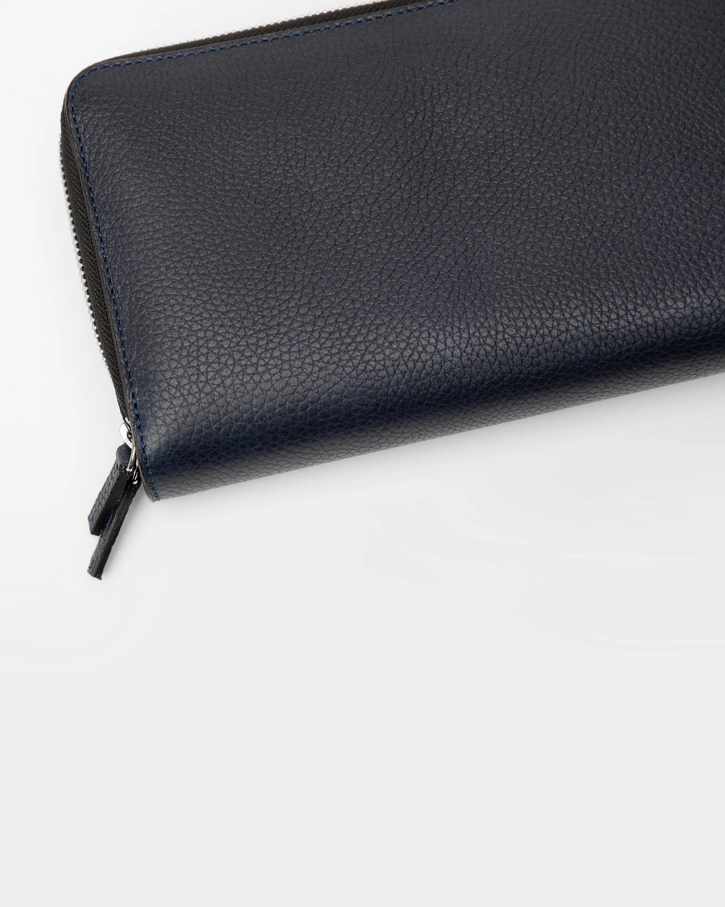 Big Zip Black Wallet