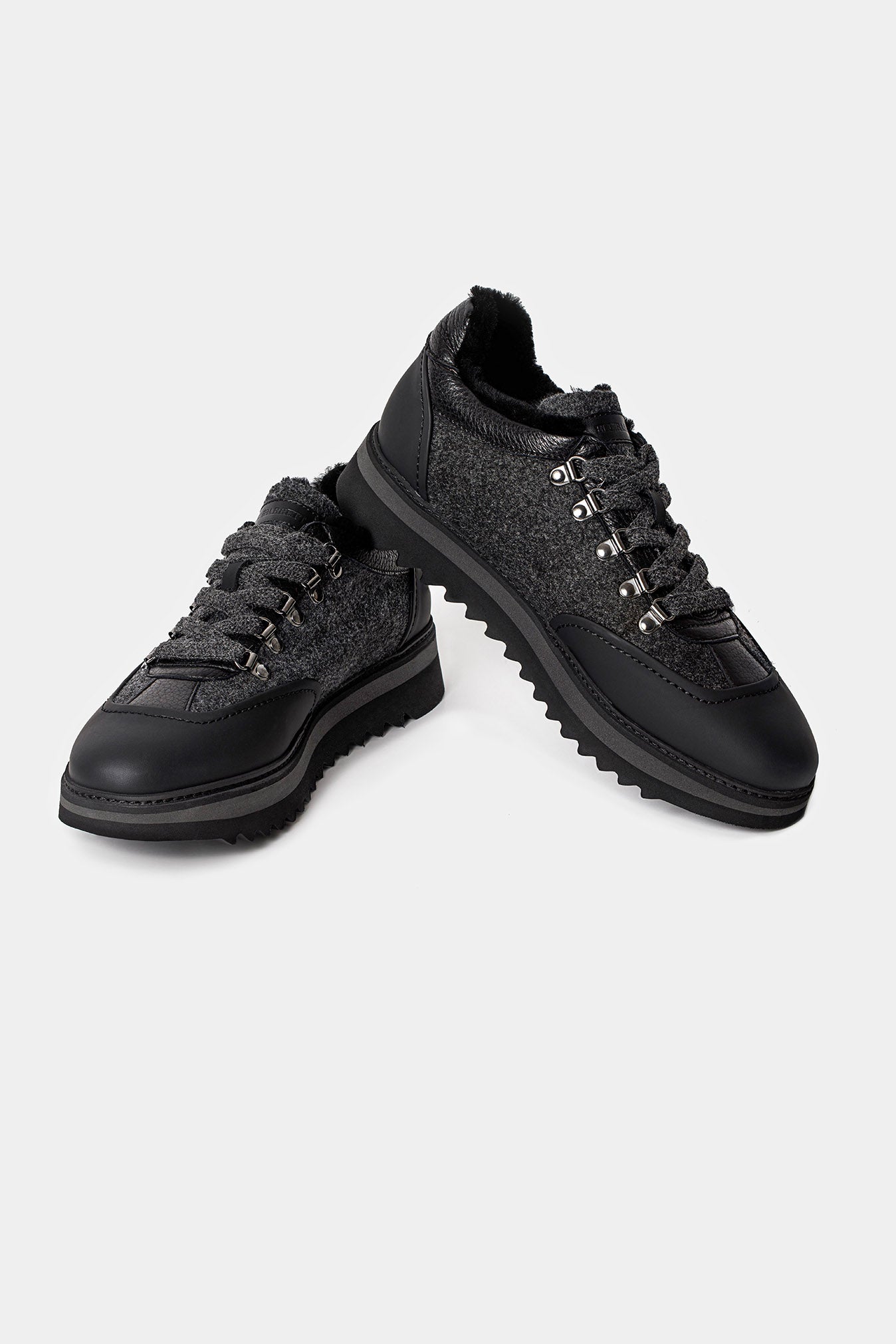 Grey Hiking Boots with Fur