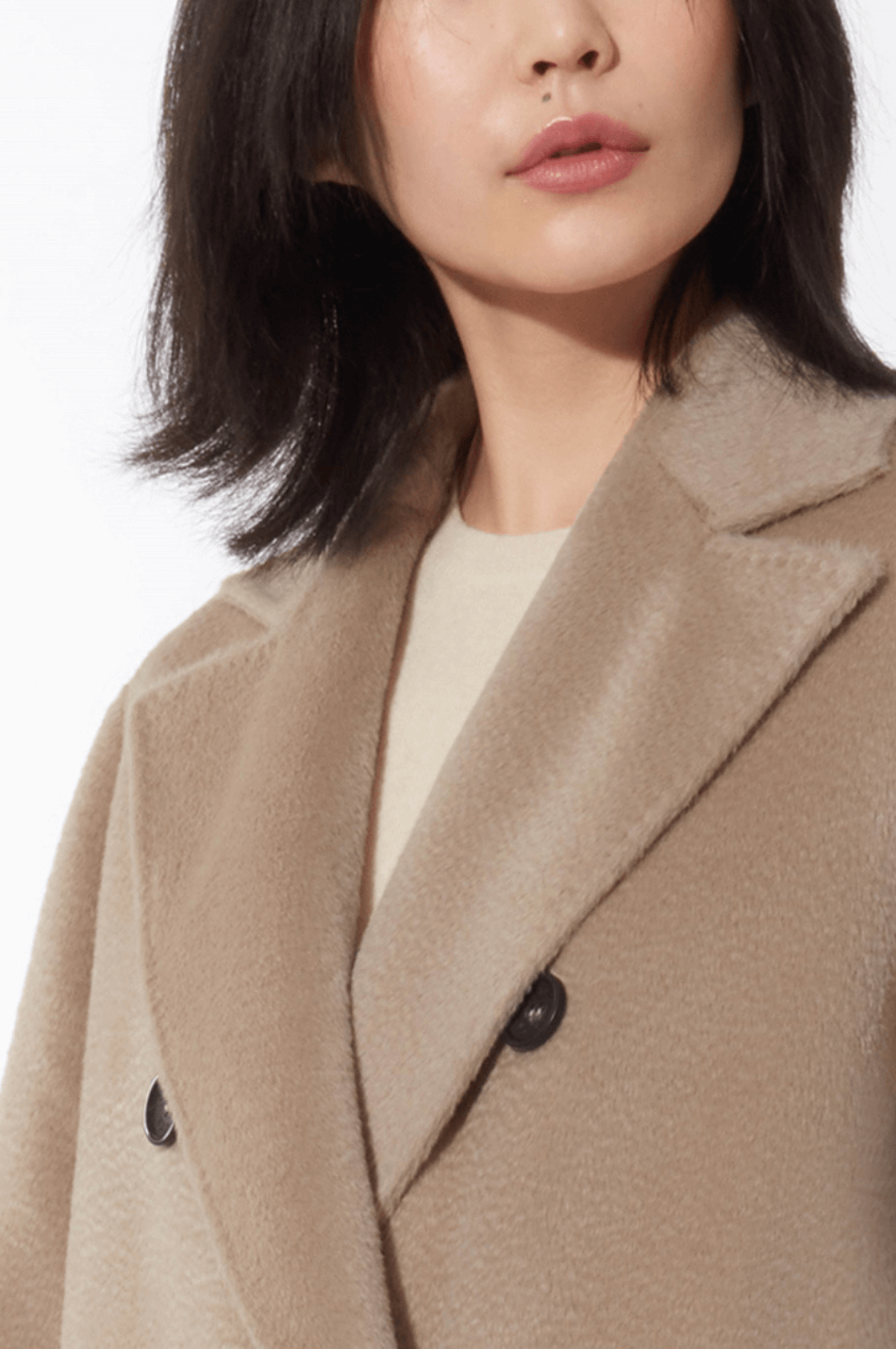 Palton bej Florentinodelure din material textil moale.