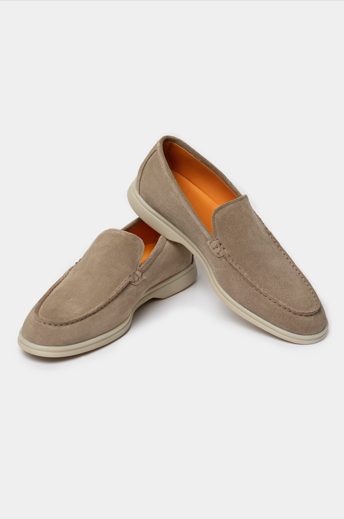Loafers bej din piele întoarsă Florentinodelure cu interior portocaliu.