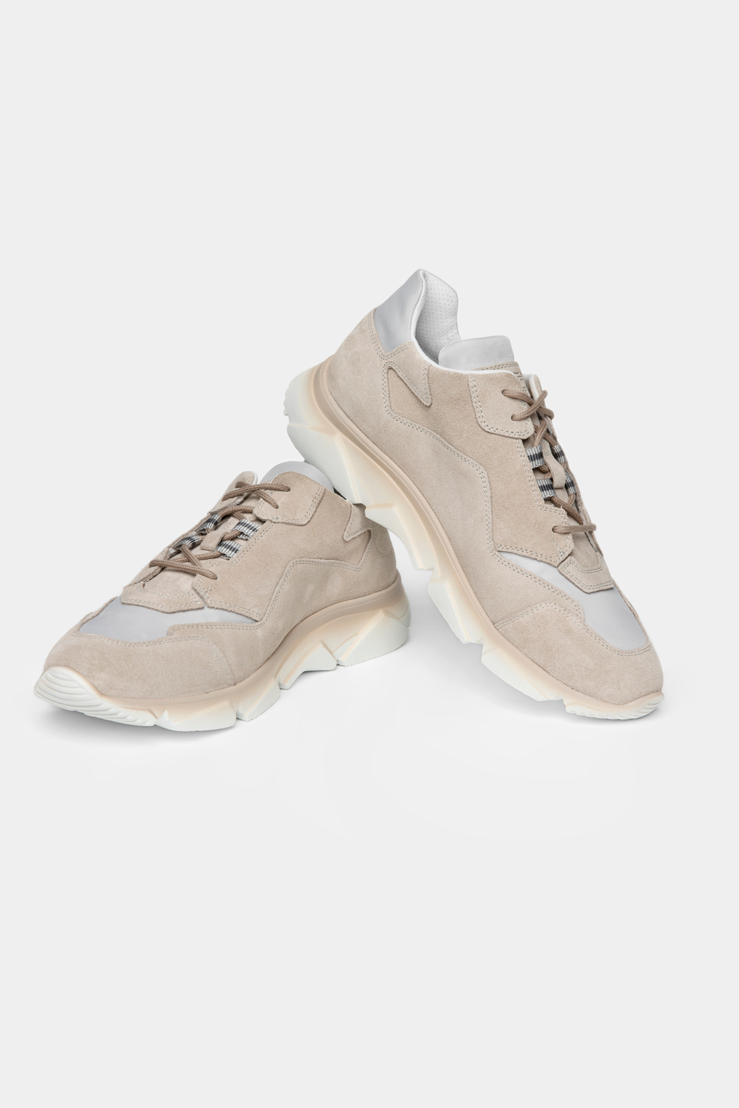 Sneakers Florentinodelure din piele intoarsa bej, talpa cauciuc, detalii moderne.