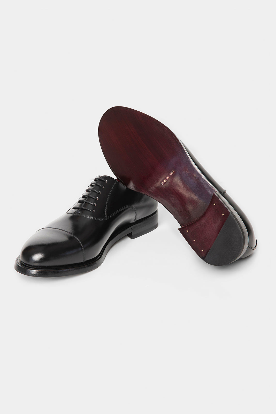 Pantofi Oxford negri din piele lustruită Florentinodelure, talpă maro.
