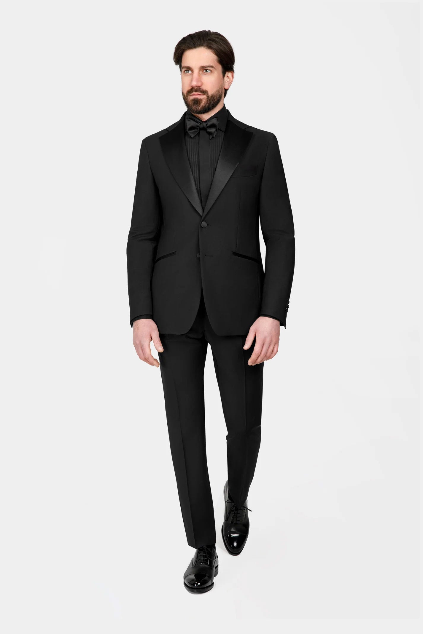 Costum negru ceremonie TOM Florentinodelure, material lucios, rever satinat.