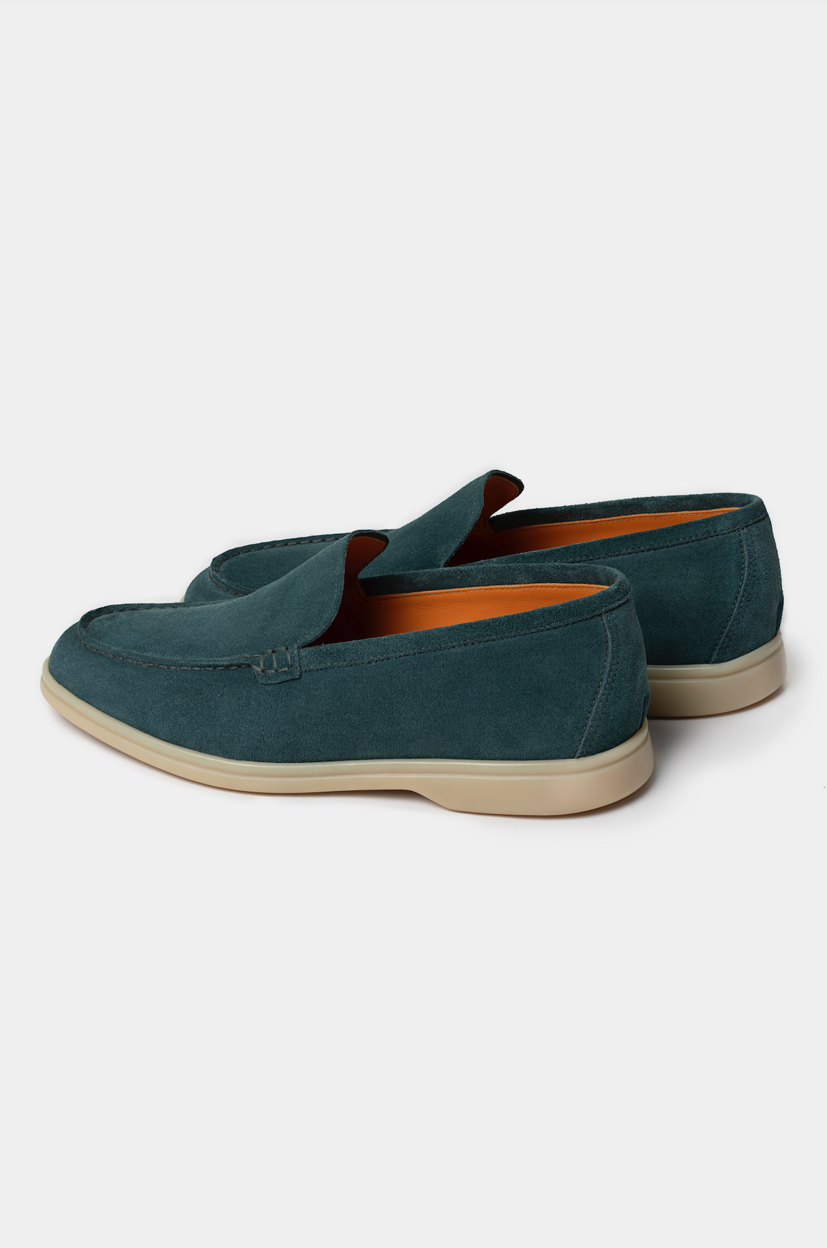 Loafers verzi din piele întoarsă Florentinodelure, vedere laterală, talpă bej.