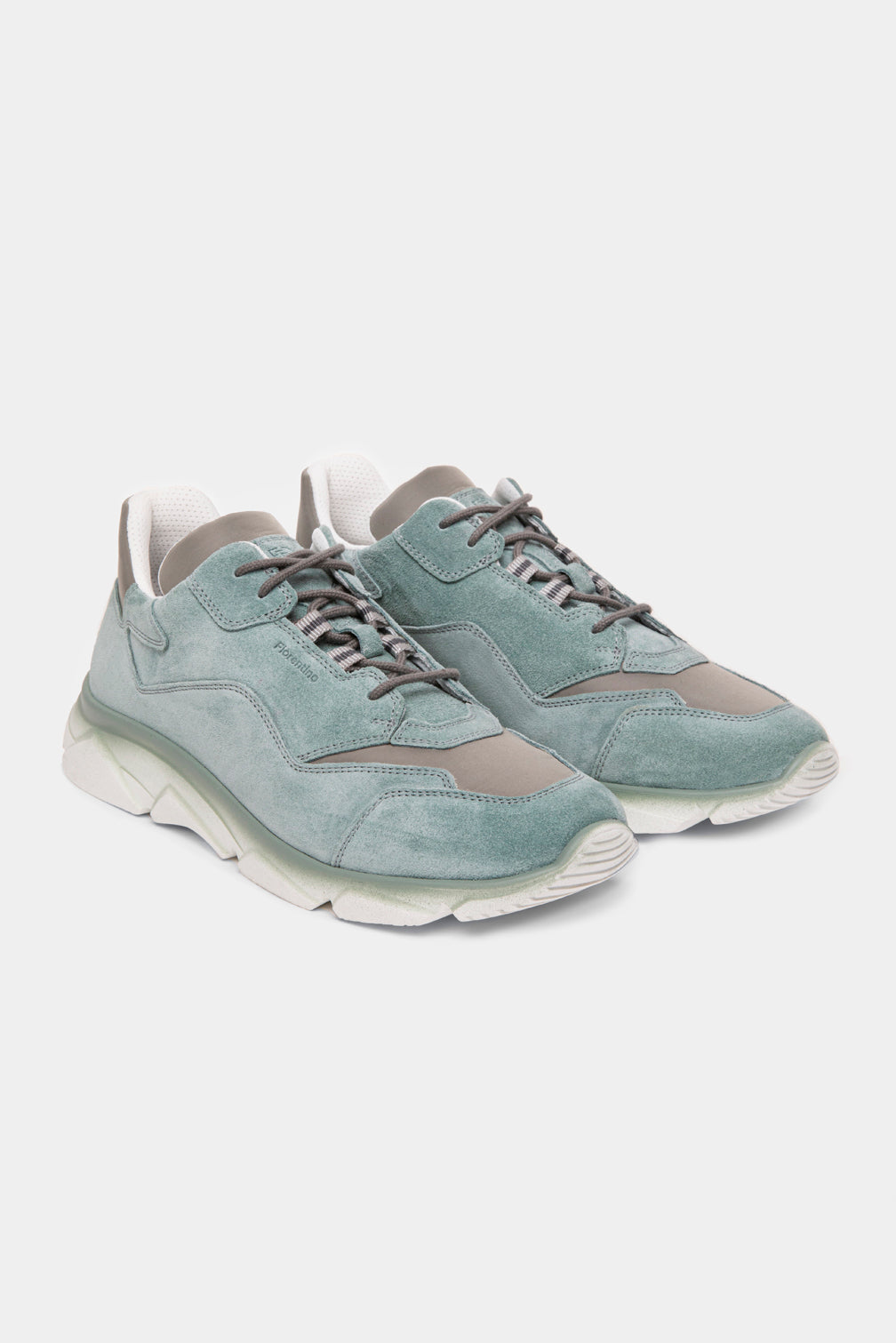Sneakers Florentinodelure din piele întoarsă verde deschis cu talpă cauciucată.