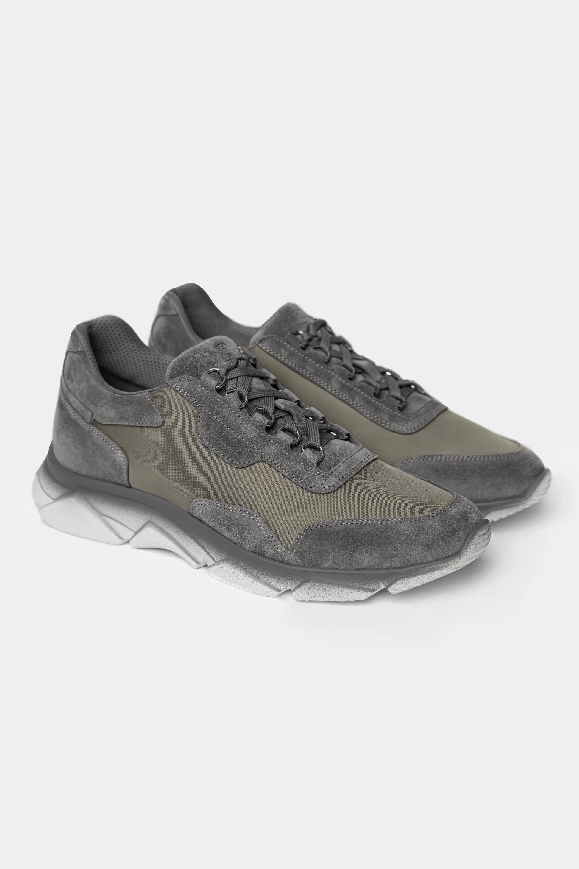 Sneakers Florentinodelure din piele intoarsa gri si material textil, talpa cauciuc gradienta.