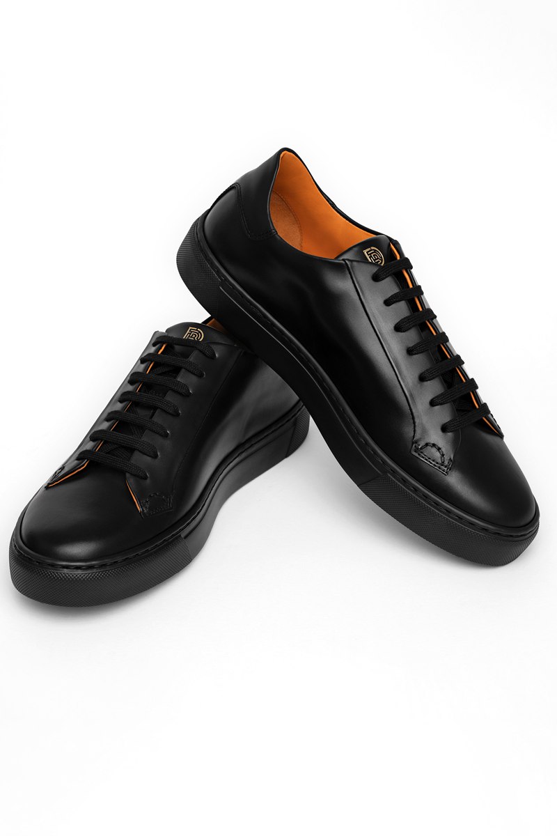 Black City Sneakers