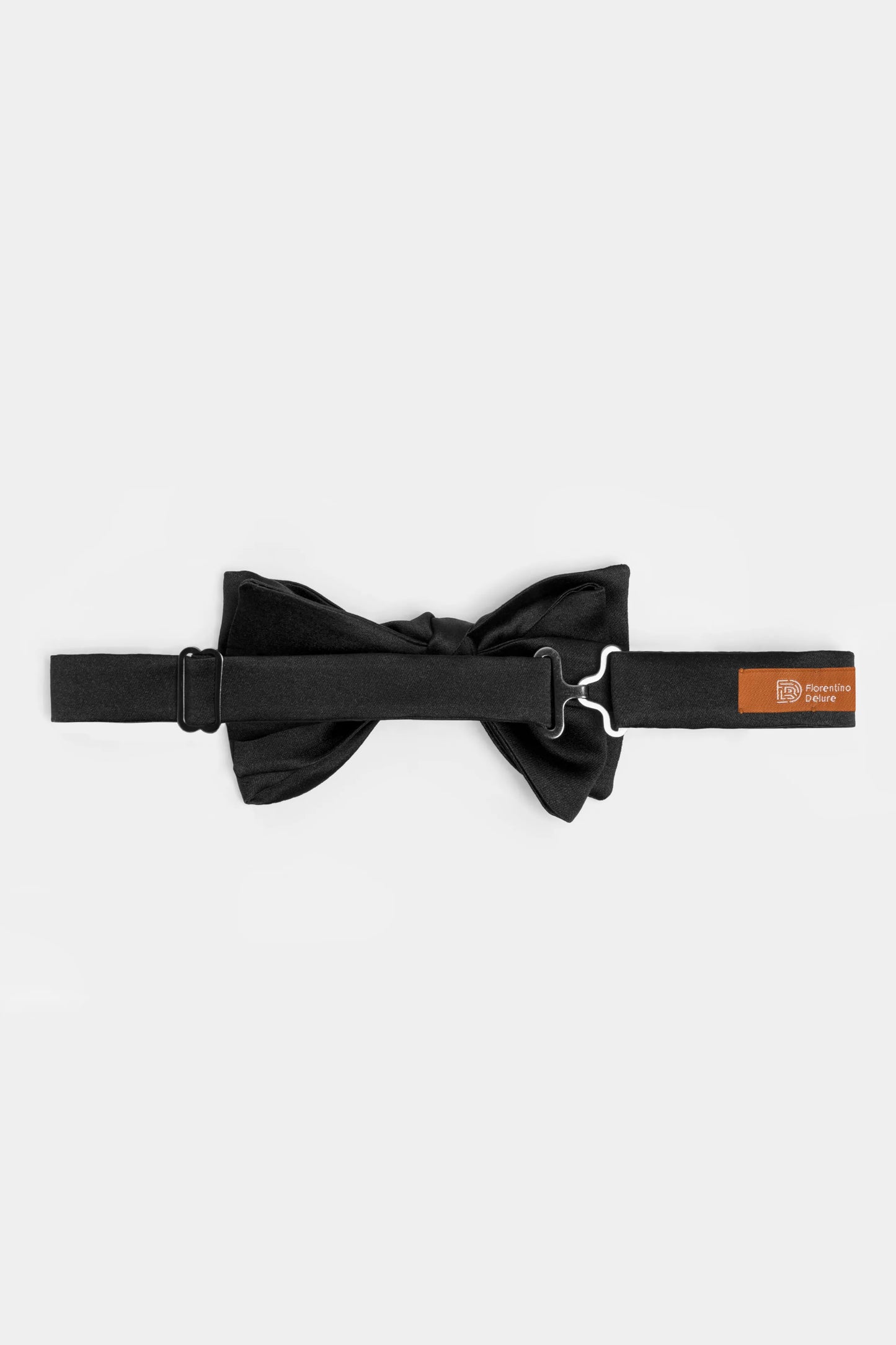 Round middle Classic BowTie