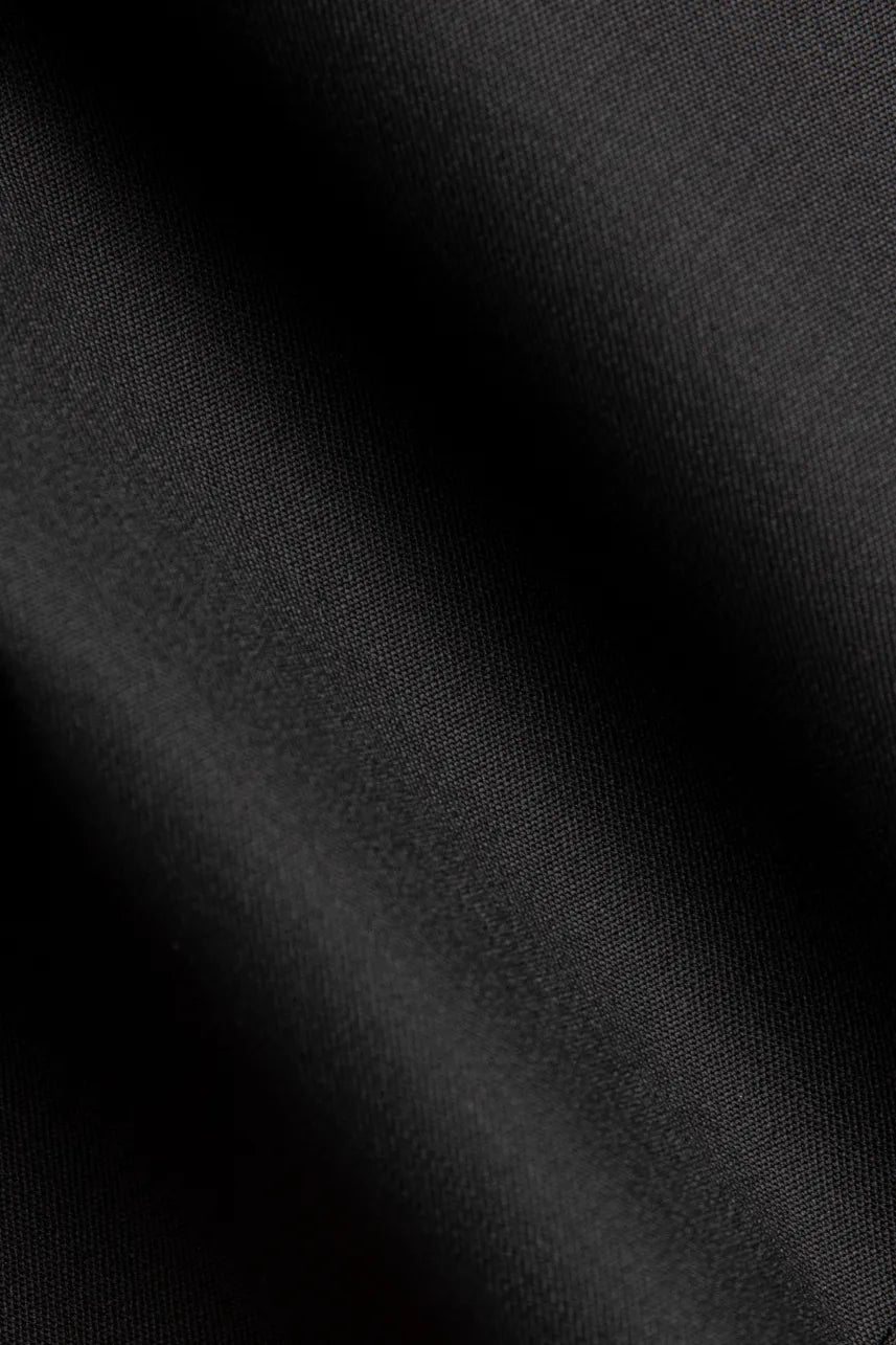 Textura fină a costumului Lyra Tuxedo negru Florentinodelure.