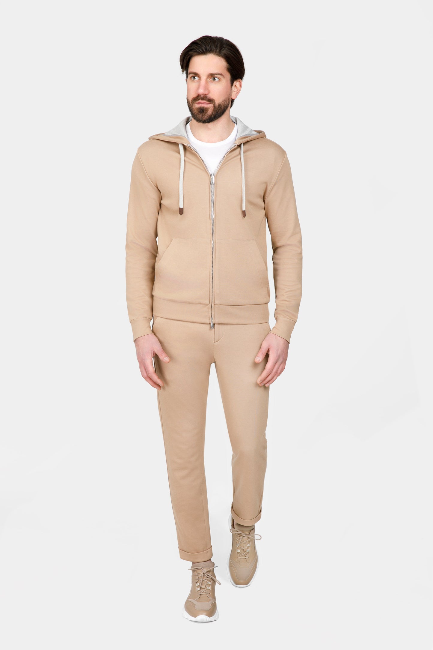 Costum loungewear maro deschis Florentinodelure, mărime 48, jachetă cu fermoar și pantaloni asortați.