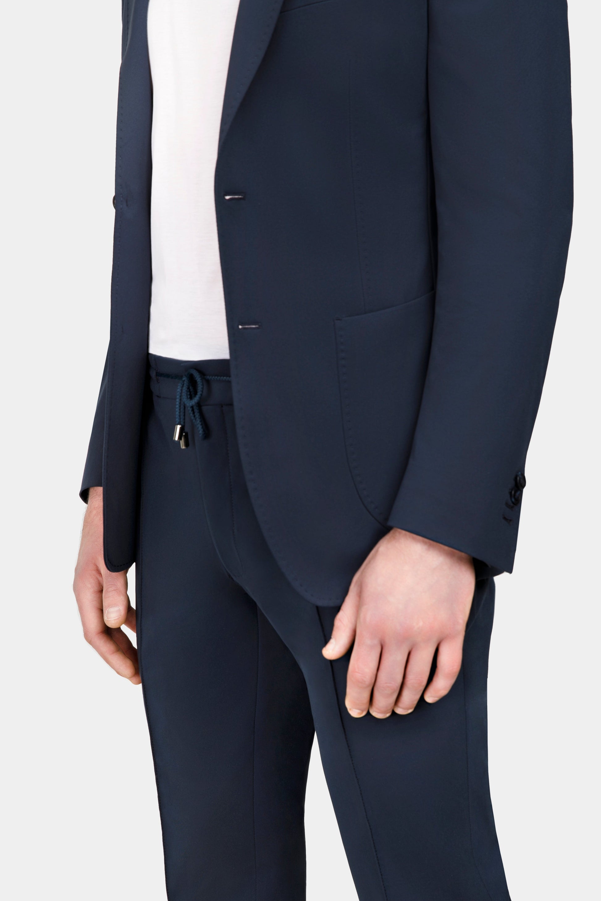 Costum Flexo Spandex Navy Florentinodelure, textură netedă, cu buzunare și snur decorativ.